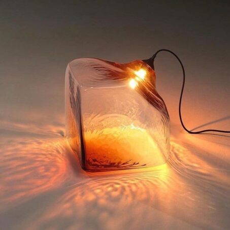 HEART NEST Ambient Lamp – โคมไฟตกแต่งรูปหัวใจรังนก**