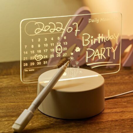 MEMO BOARD Desk Lamp – โคมไฟตั้งโต๊ะพร้อมบอร์ดเขียนข้อความ**